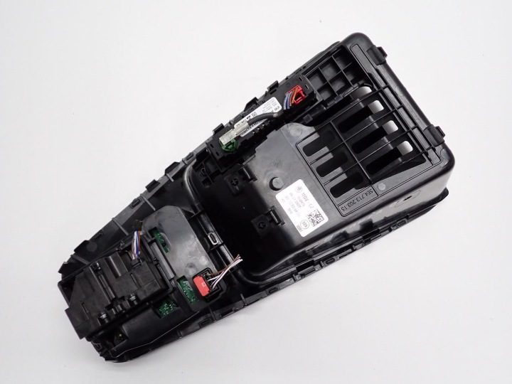 ТОННЕЛЬ ПАНЕЛЬ ПЕРЕКЛЮЧАТЕЛЬ ПЕРЕДАЧ USB ОРИГИНАЛ SKODA OCTAVIA IV 5E3 23 г., фото 2
