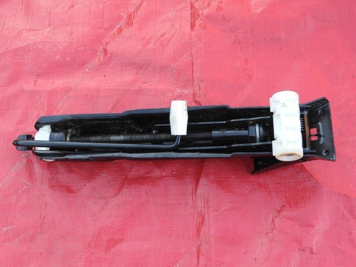 Домкрат Автомобильный AUDI A6 C7 A7 4G 4G0011031K Оригинал OE, фото 1