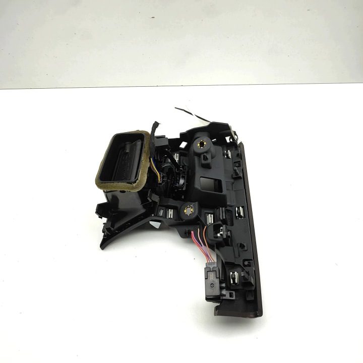 ДЕФЛЕКТОРЫ ПАНЕЛИ ПРИБОРНОГО AUDI Q8 (4MN) 4M8820901A 37353269 3.0L 250 кВт, фото 6