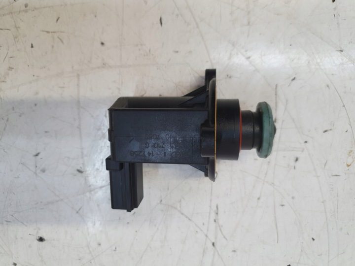 КЛАПАН АКТУАТОР ТУРБИНЫ 06F145710H VW SKODA SEAT, фото 2