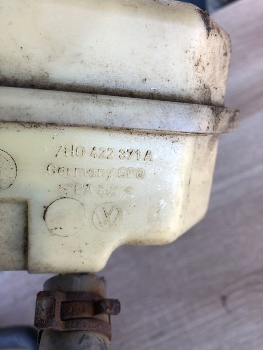 Бачок гидроусилителя VW T5 7H0422371A, фото 4
