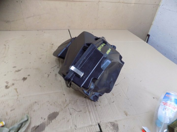 Корпус воздушного фильтра BMW G20 G21 G22 G23 13718580426 72423089 0rg., фото 8