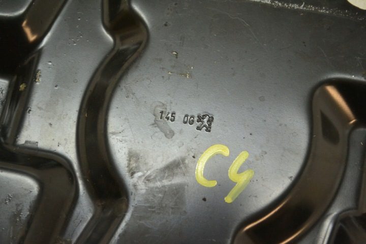 Площадка аккумулятора Citroen C4 III 2020-2025 9830928180, фото 4