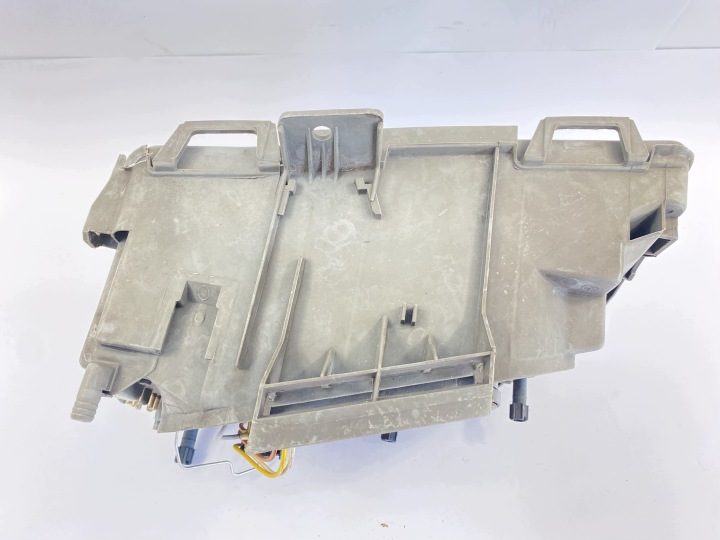 Фара правая передняя Mercedes W124 Hella корпус без Klosza поврежденный, фото 11