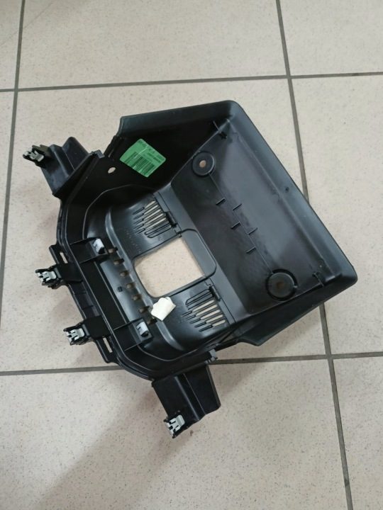 Пластик защита круиз-контроля радара Jeep Wrangler 6QD20TX7AA, фото 3