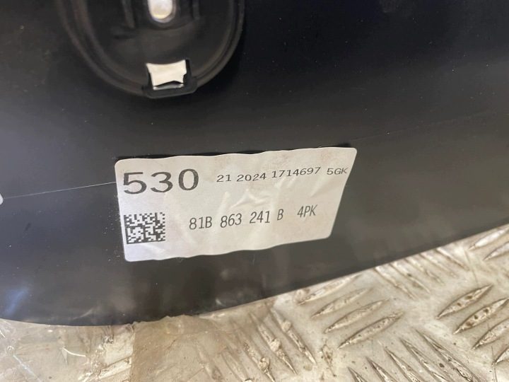 Подлокотник бардачок тоннель Audi Q2 81A 81B863241B, фото 10
