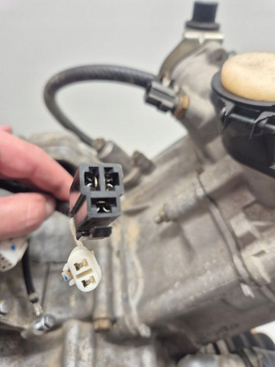 Suzuki LTA 500 AXI (12) ДВИГАТЕЛЬ В СБОРЕ, фото 10