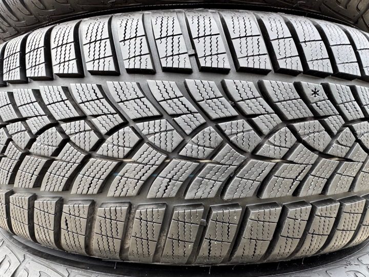 OEM колеса зимние Volvo XC40 235/50/19 R-Design демо 8.9 мм как новые !, фото 4