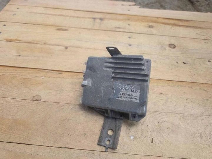 Блок управления гидроусилителя 89650-02090 Toyota Corolla E12, фото 1