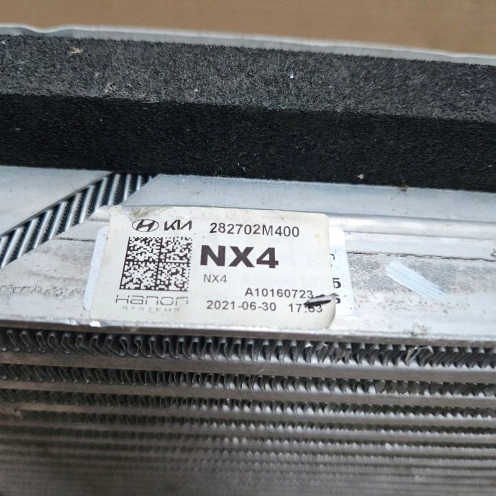 Интеркулер Tucson IV 1.6 T-GDI гибрид 0 л.с. 23 г. оригинал 282702M400 20-, фото 3