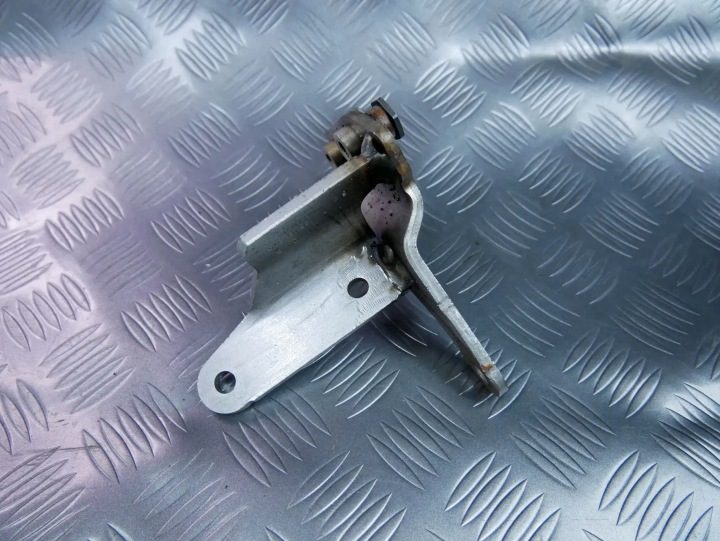 Опора крепление DPF 04L131561J AUDI Q2 81A 2.0 TDI, фото 1