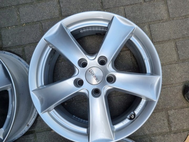 4× Литой диск Dezent 6.5" x 16" 5x112 ET 33, фото 3