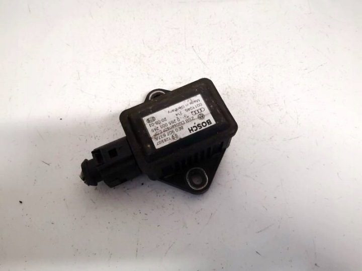 Volkswagen Passat Датчик скорости ESP 2004 1.9L 8e0907637a 0265005245, фото 1