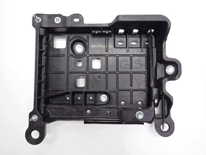 Основание крепление аккумулятора оригинал 74411-0D020 Toyota Aygo X 8Y8 25 г., фото 1