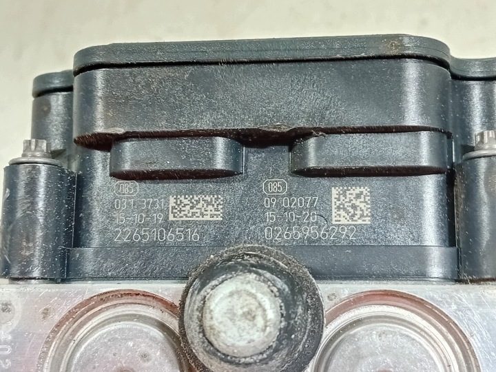 Opel Corsa E 2014 - н.в. Насос ABS 2265106516 B13DTE, фото 5