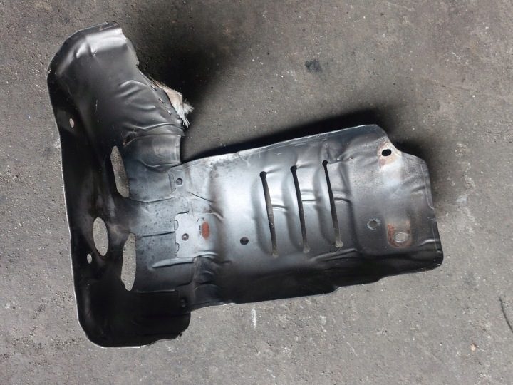 ТЕПЛОЗАЩИТНЫЙ ЭКРАН КОЛЛЕКТОРА 1.2 12V CGP VW POLO SKODA FABIA SEAT 03D253041H, фото 3