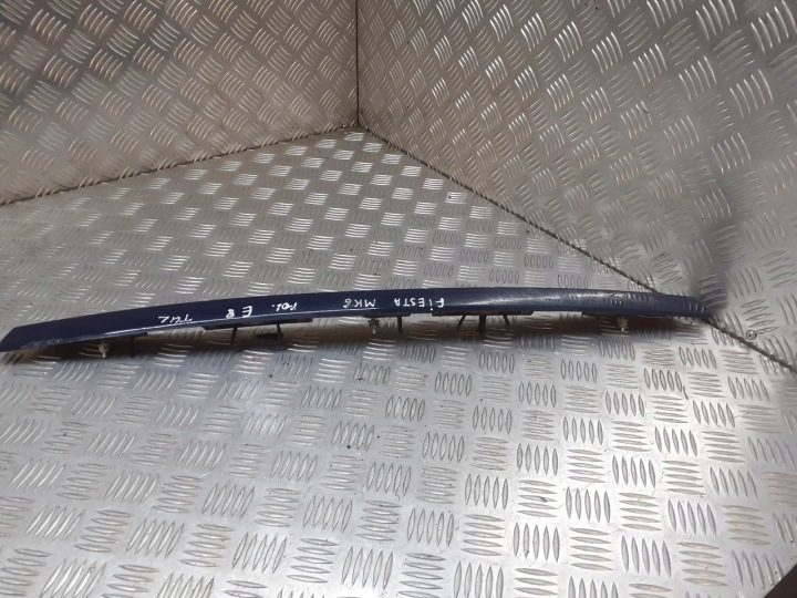 НАКЛАДКА КРЫШКИ БАГАЖНИКА FORD FIESTA MK6 2S61-13550-AA, фото 1