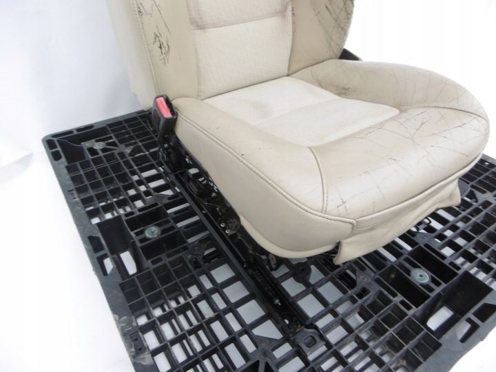 Сиденье левое переднее водителя EU Volvo V70 III S80 II, фото 4