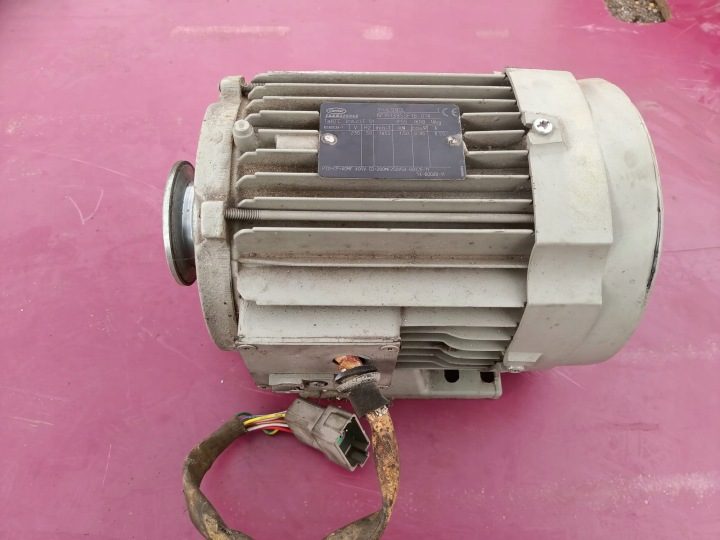 ДВИГАТЕЛЬ ЭЛЕКТРИЧЕСКИЙ CARRIER XARIOS 230V 54-60028-11, фото 1
