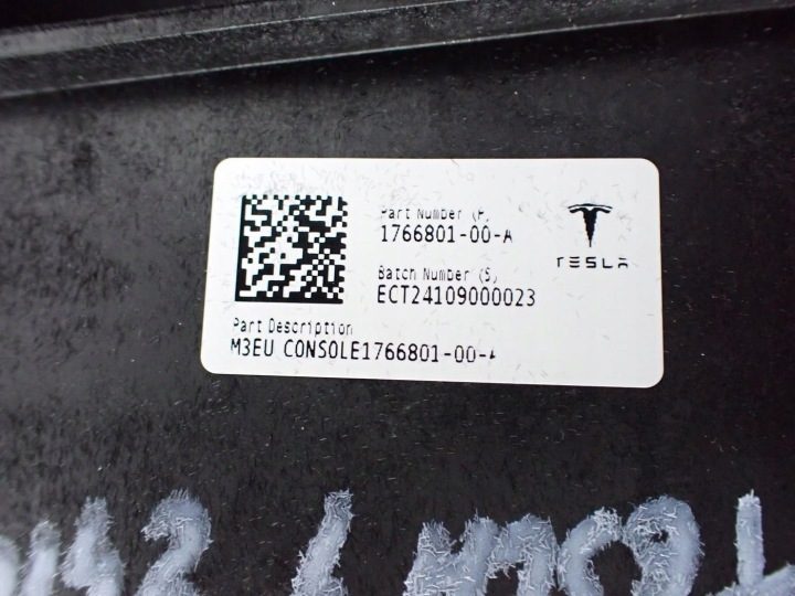 ТОННЕЛЬ ПОДЛОКОТНИК ЕВРОПА ОРИГИНАЛ 1766801-00-A TESLA MODEL Y 24 г., фото 12