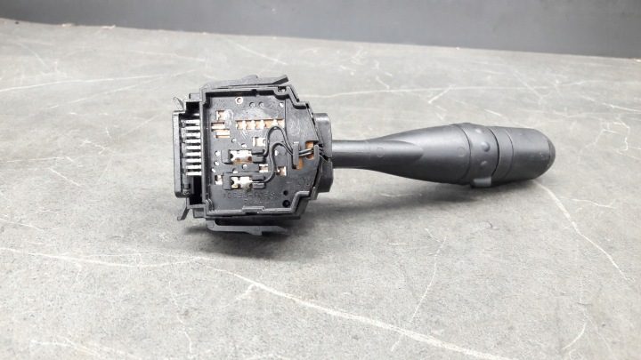 17d714 подрулевой переключатель дворников Mitsubishi Colt VI z30 3d 02-09, фото 2