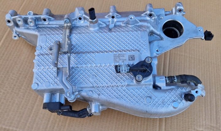 Впускной коллектор 05L129766Q VW Skoda как ориг., фото 4