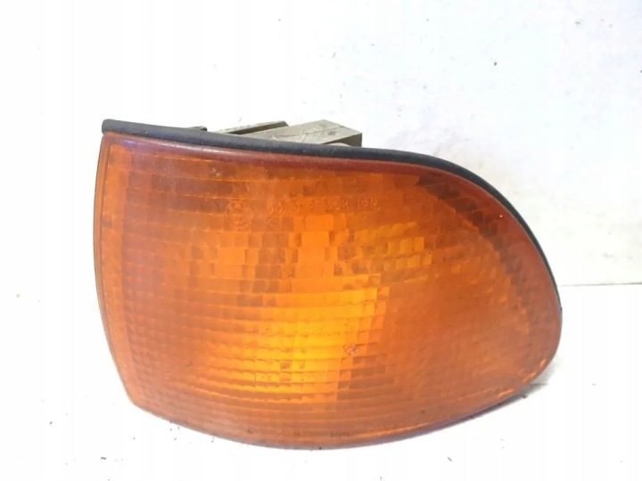 Передняя левая фара поворотника BMW 7 (E38) 63138352135 1996, фото 1