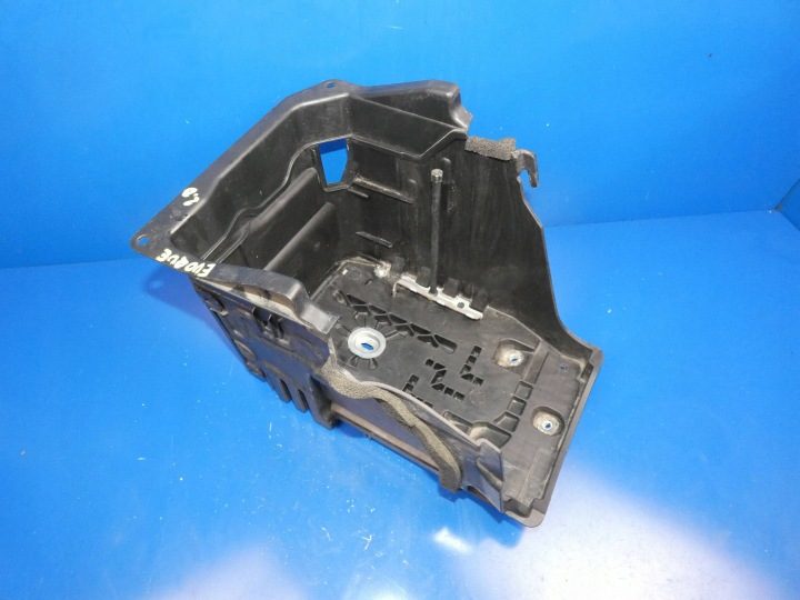 Площадка аккумулятора Land Rover OE 31299569, фото 1
