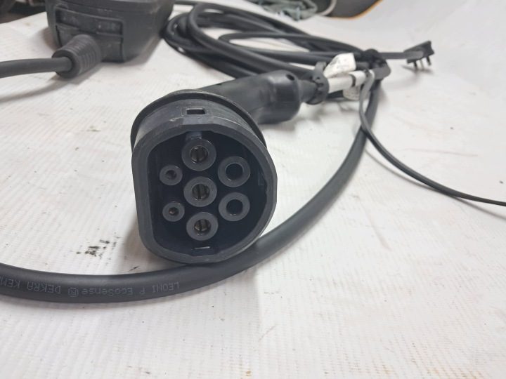 Кабель зарядное устройство Audi A3 E-Tron 8V4971675AK, фото 9
