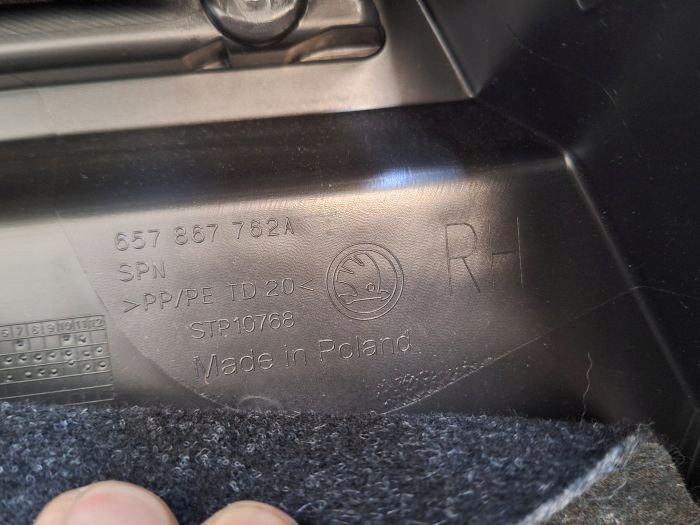 Skoda Scala обшивка багажника 657867427D 657867428D, фото 6