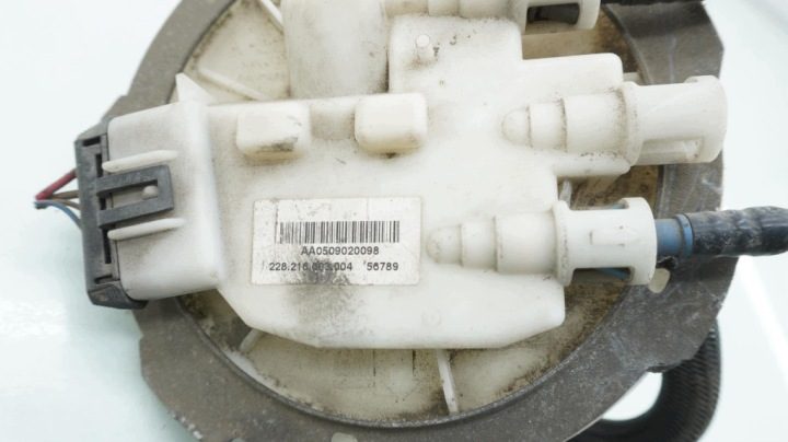 OPEL VECTRA C 1.8 16V ТОПЛИВНЫЙ НАСОС БЕНЗИН, фото 2