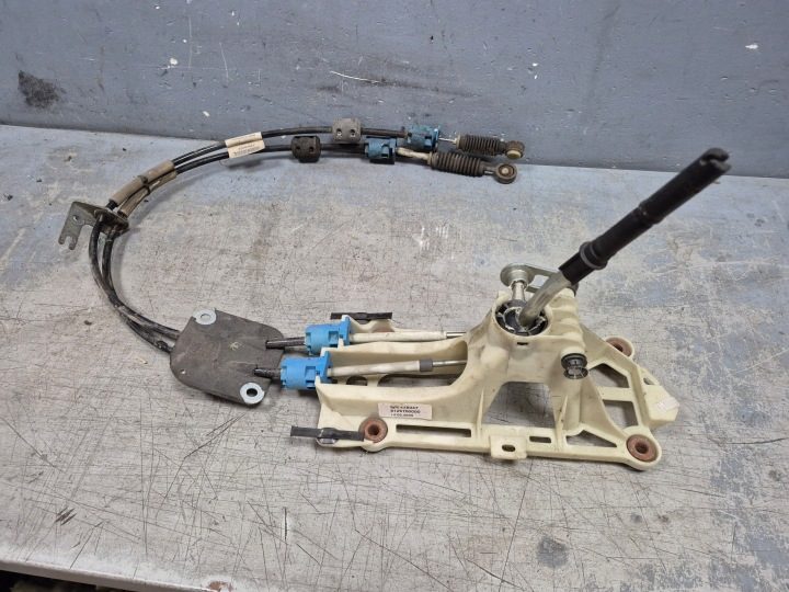 РЫЧАГ ПЕРЕКЛЮЧЕНИЯ ПЕРЕДАЧ + ТРОСА 5B MITSUBISHI COLT VI 1.3 16V MN178047, фото 1