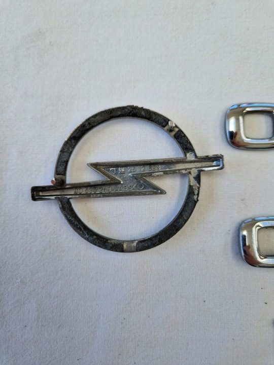 Emblemat+napis Opel Corsa B задняя крышка багажника OE 90535249, фото 2