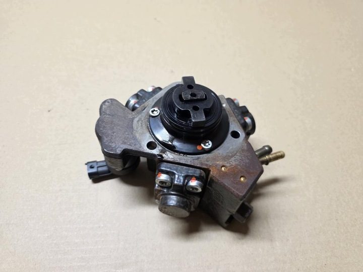 Топливный насос Fiat Lancia Alfa 1.3 MJ 0445010266 55236707 (30), фото 1