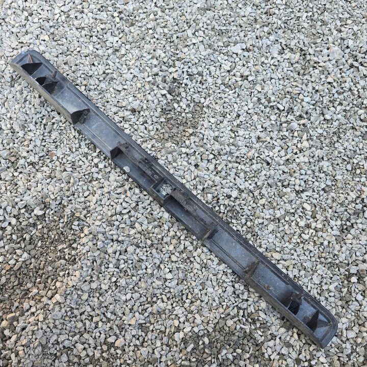 AUDI A3 8L A4 B5 РЕСТАЙЛИНГ НАКЛАДКА МОЛДИНГ НОМЕРНОГО ЗНАКА LZ9W, фото 2