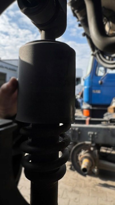 АМОРТИЗАТОР SPRĘŻYNOWY ПОДВЕСКИ КАБИНЫ ПРАВЫЙ MAN TG3 TGX TGS, фото 1