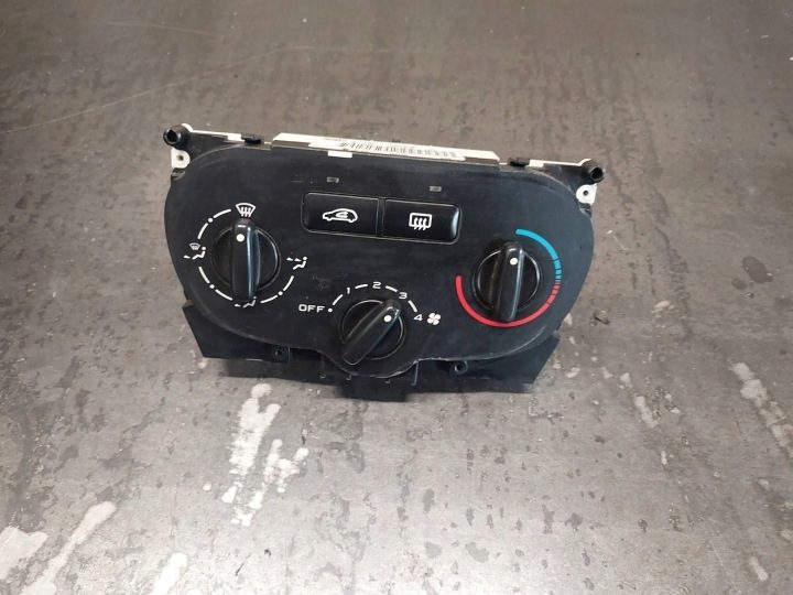 Блок управления климатом Peugeot 307 1848819140 147140000, фото 3