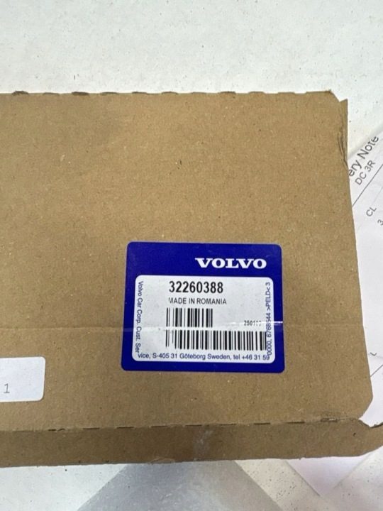 VOLVO V60 S60 XC60 декор центрального тоннеля 32260388 18 -, фото 11