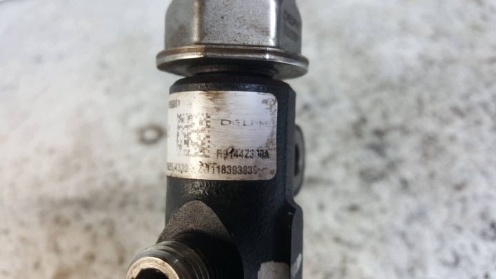 ТОПЛИВНАЯ РАМПА 96868901 ДАТЧИК 9307Z528A CHEVROLET CAPTIVA I РЕСТАЙЛИНГ 2.2, фото 3