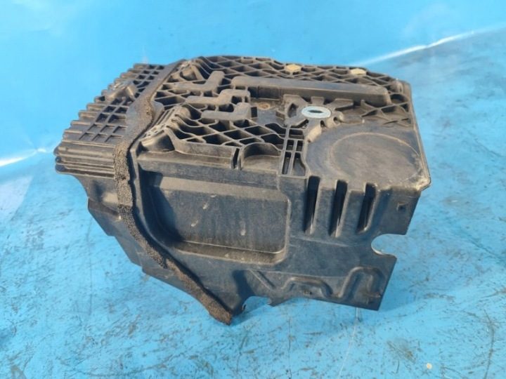 Полка аккумулятора 31299569 Volvo XC70 07-16 -, фото 5