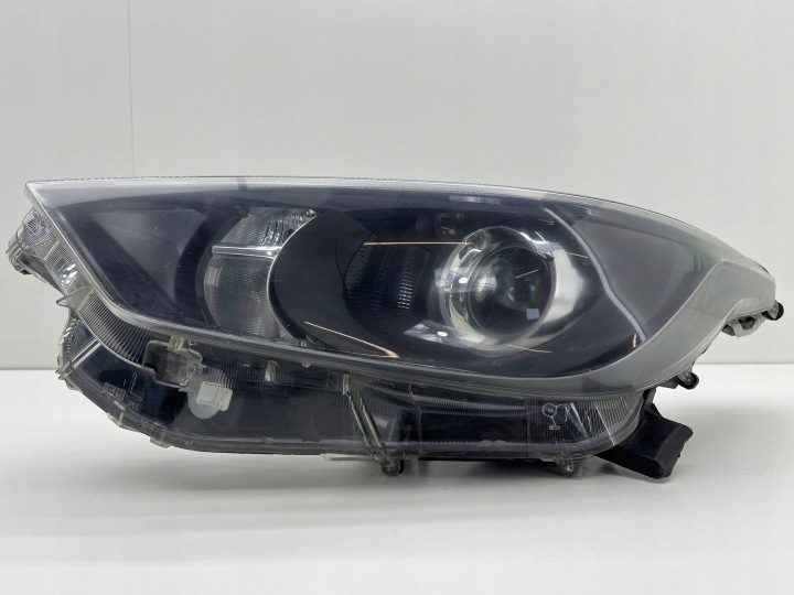 TOYOTA YARIS IV ЛЕВЫЙ ФОНАРЬ ЕВРОПА ЛИНЗА K0-6EU, фото 1