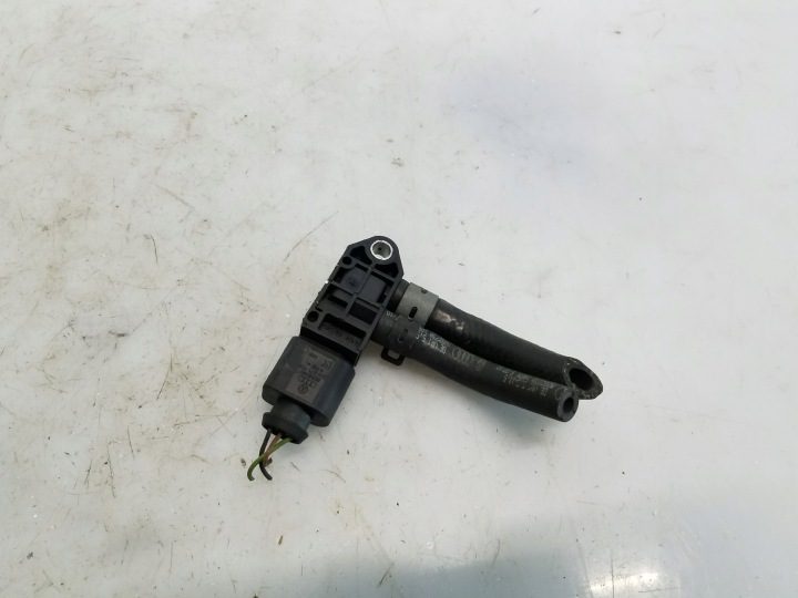 ДАТЧИК ДАВЛЕНИЯ ВЫХЛОПНЫХ ГАЗОВ AUDI SKODA SEAT 059906051C, фото 2