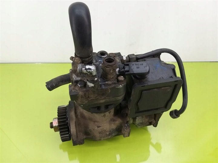 Компрессор воздуха Iveco Euro Cargo ZF 7684900113 0025044 504078368, фото 2