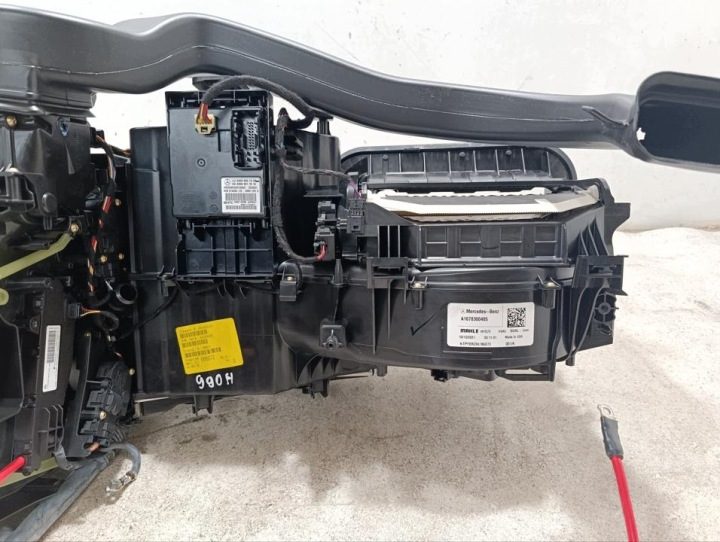 Корпус вентилятора A1678300405 Mercedes-Benz GLE 2022, фото 3
