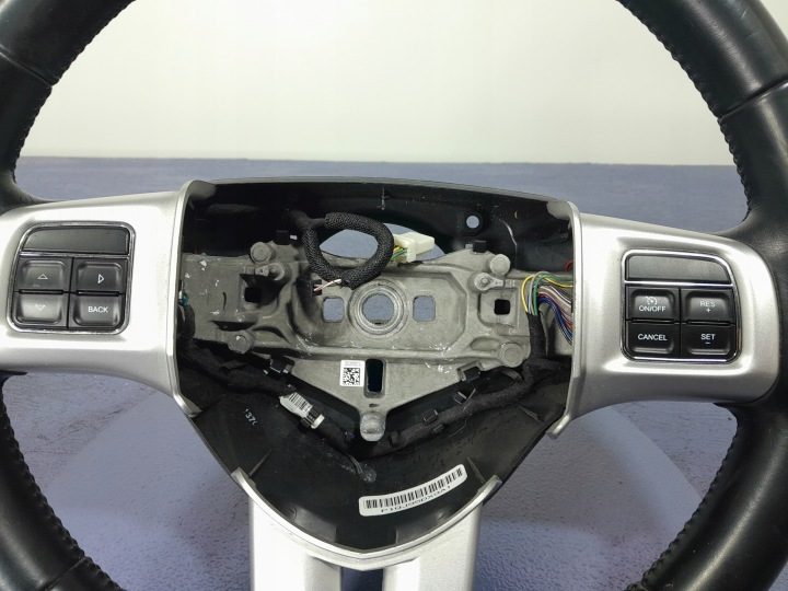 DODGE JOURNEY I РЕСТАЙЛИНГ FREEMONT РУЛЬ КОЖАНЫЙ МУЛЬТИ 622485801D, фото 2