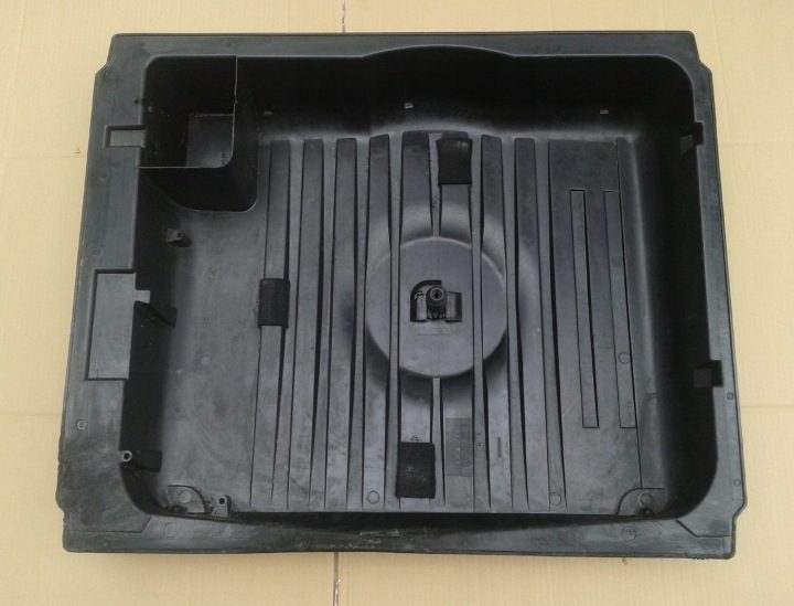 Ванна ниша запасного колеса Mercedes W168 A-Класс 97-04 A1686190808, фото 1