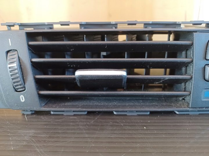 Воздухозаборник консоли BMW 3 E90 E91 9130464 3.0L дизель 2011, фото 3