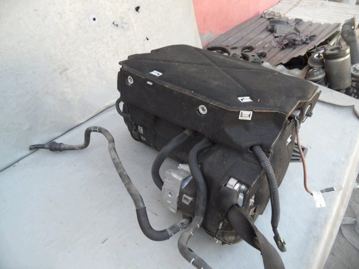 МОТОРЧИК ПРИВОДА ЭЛЕКТРИЧЕСКОГО BMW X1 U11 2 U06 8477933, фото 1