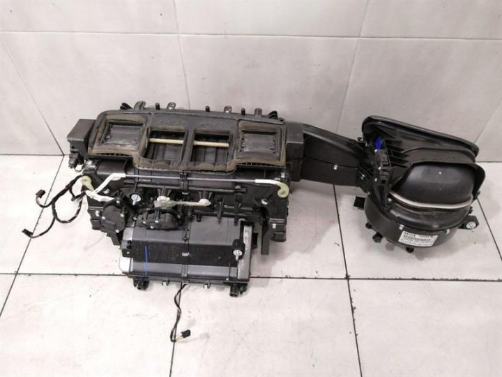 Ogrzewacz кондиционера Mercedes G W463 A4638301960 вентилятор отопления, фото 8