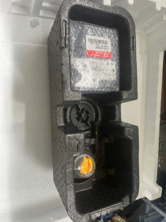 Ремкомплект для шин EinParts Automotive с kompresorem 120W 450 ML, фото 1
